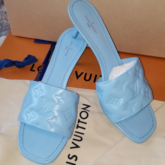 Louis Vuitton Blue Revival 2in Heel Monogram Leather Mule Sandal - Picture 10 of 14